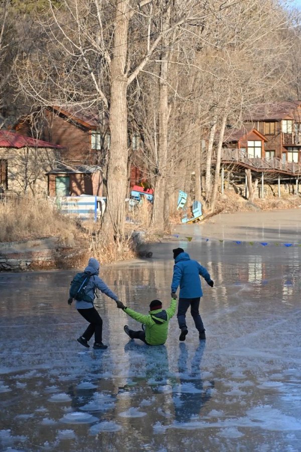 C7娱乐下载 走，上冰！